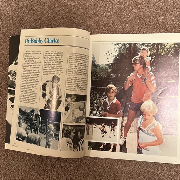 1978/79 Vintage Flyers Yearbook - Picture 4 of 4